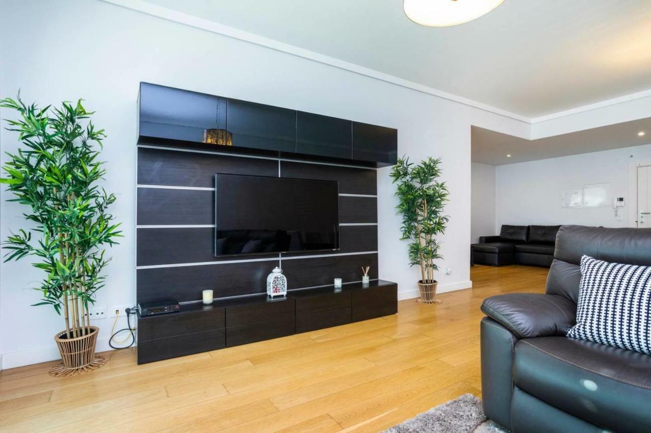 Guestready - Spacious Campolide Family Apt Fits 6 Lisboa Exterior foto