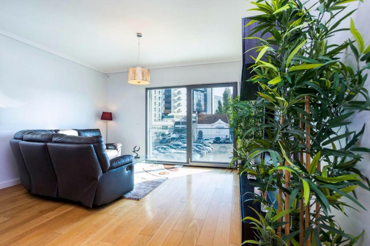 Guestready - Spacious Campolide Family Apt Fits 6 Lisboa Exterior foto